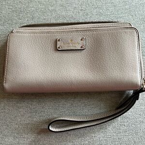 Kate Spade Gray Pebbled Leather Wristlet